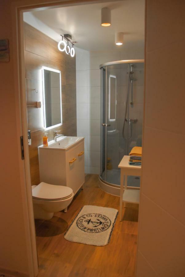 Noclegi "Boczna 5A" Apartamenty Goscinne Szczawno-Zdroj Exterior photo